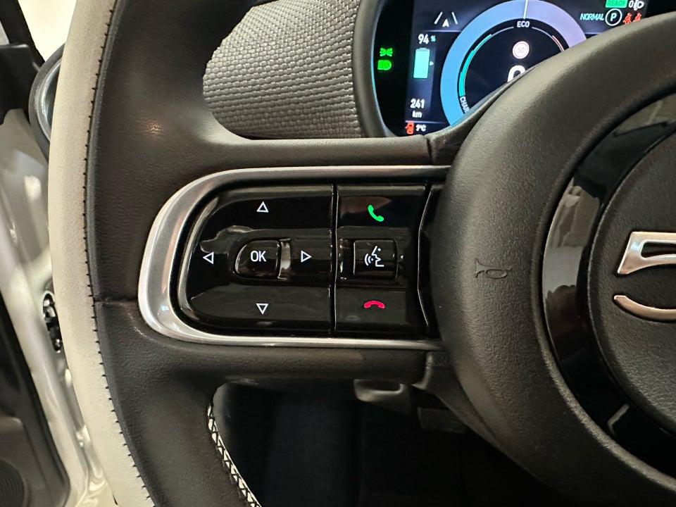 Fiat 500e 42 la Prima by Bocelli 3+1 4d