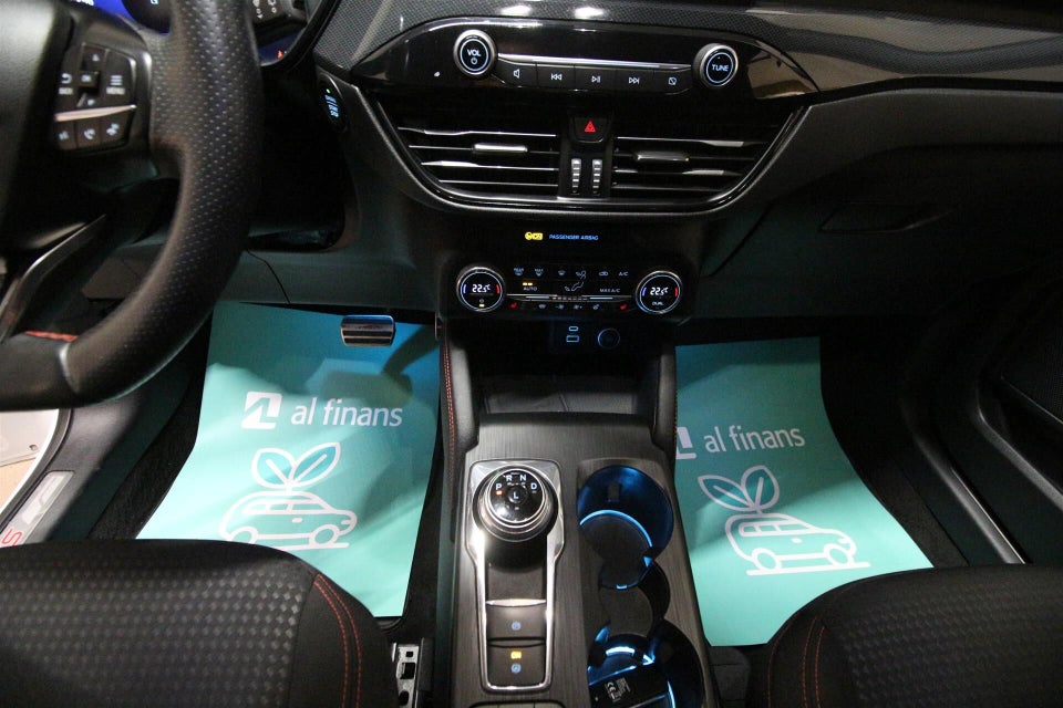 Ford Kuga 2,5 PHEV ST-Line CVT 5d