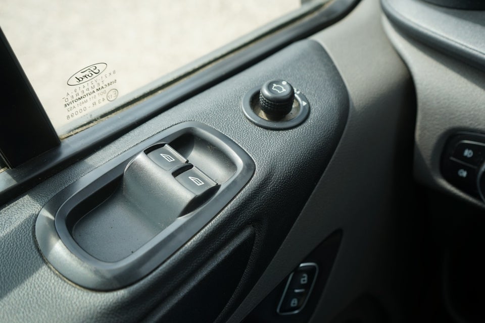 Ford Transit Custom 320L 2,0 TDCi 130 Trend