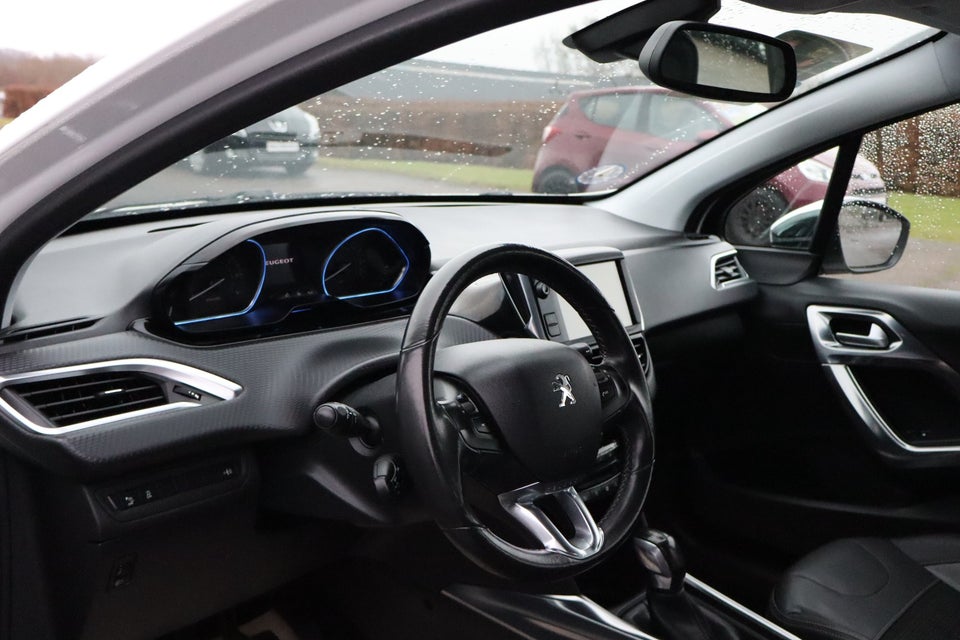 Peugeot 2008 1,2 VTi 82 Allure 5d