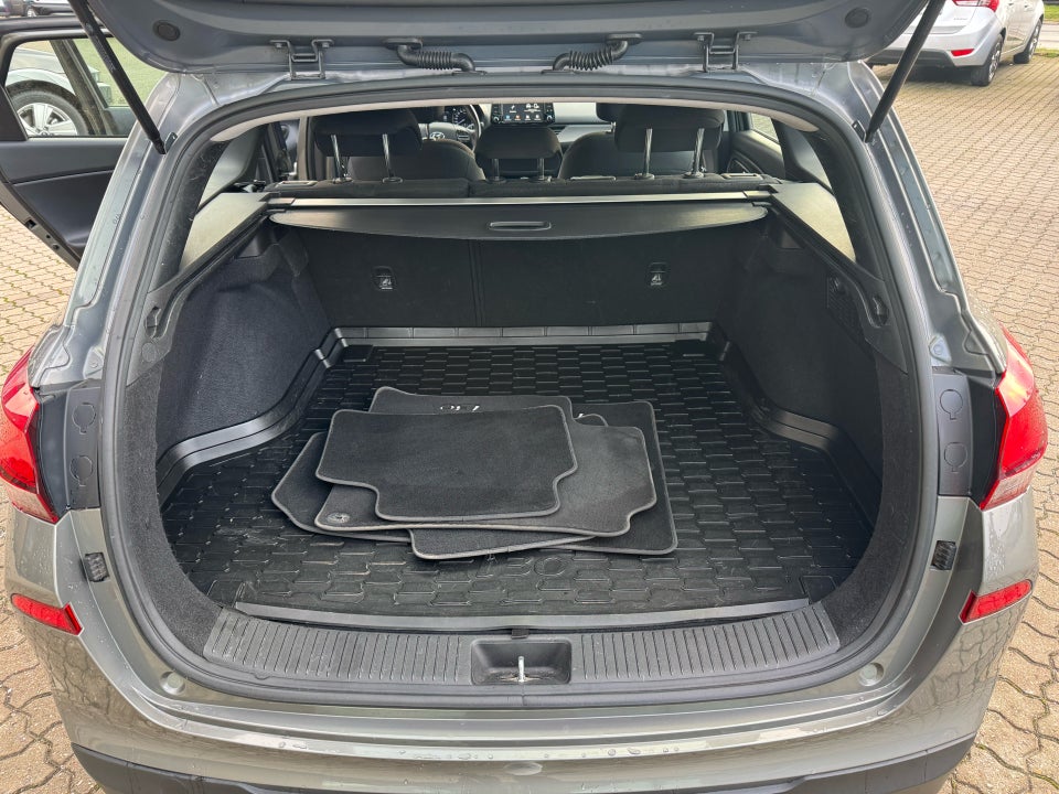 Hyundai i30 1,0 T-GDi Life Komfort stc. 5d