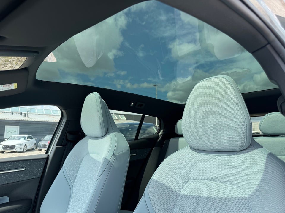 Volvo EX30 Extended Range Ultra 5d