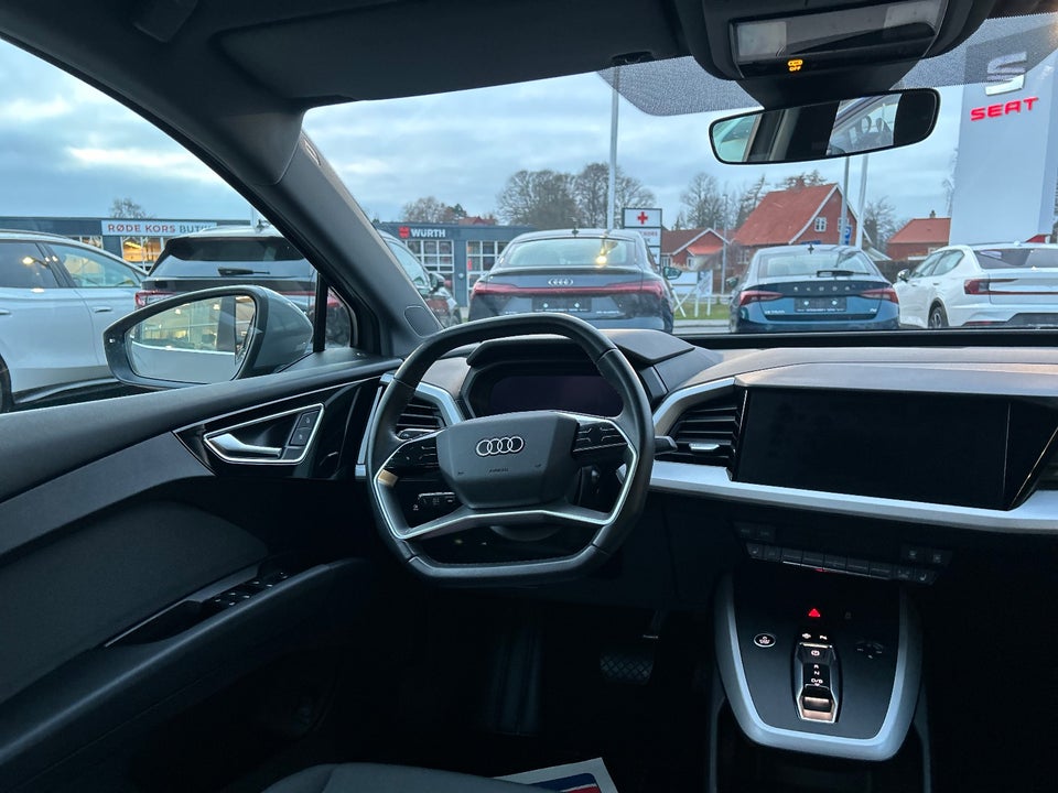 Audi Q4 e-tron 40  5d