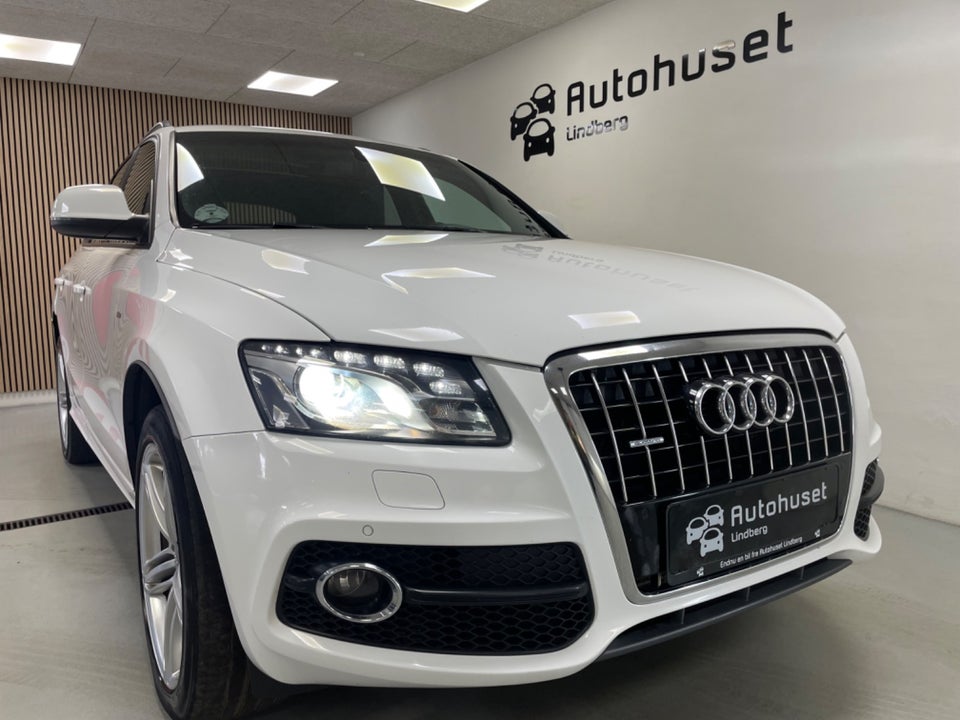 Audi Q5 3,0 TDi 240 S-line quattro S-tr. 5d