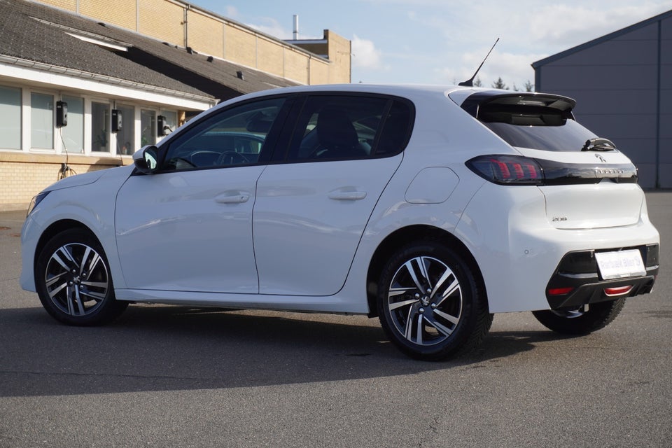 Peugeot 208 1,2 PureTech 100 Allure 5d