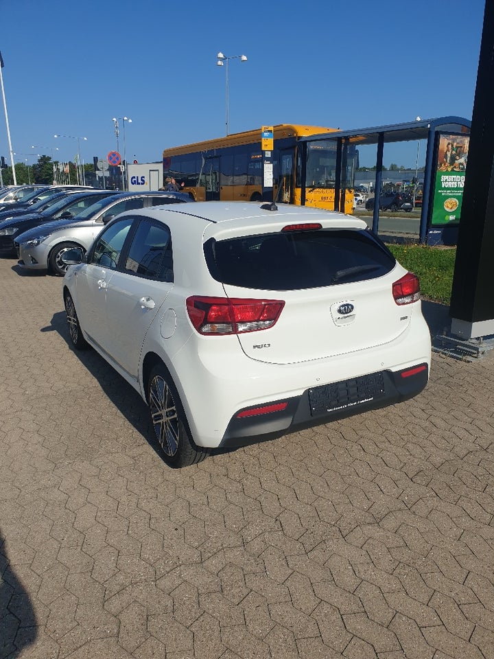 Kia Rio 1,0 T-GDi Collection DCT 5d