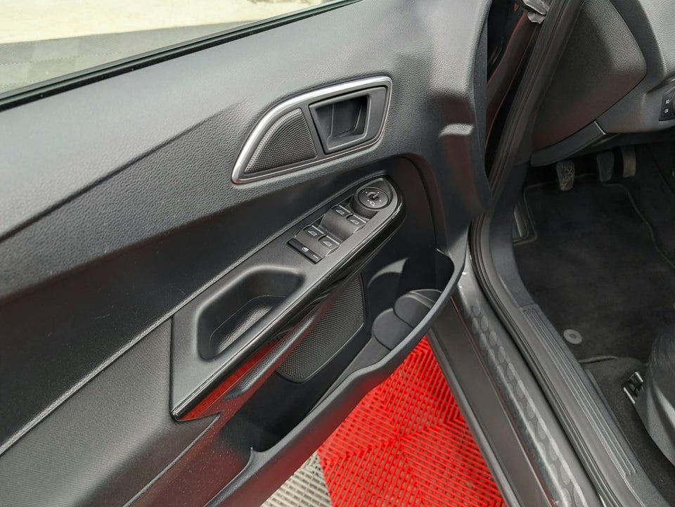 Ford B-MAX 1,0 SCTi 125 Titanium 5d