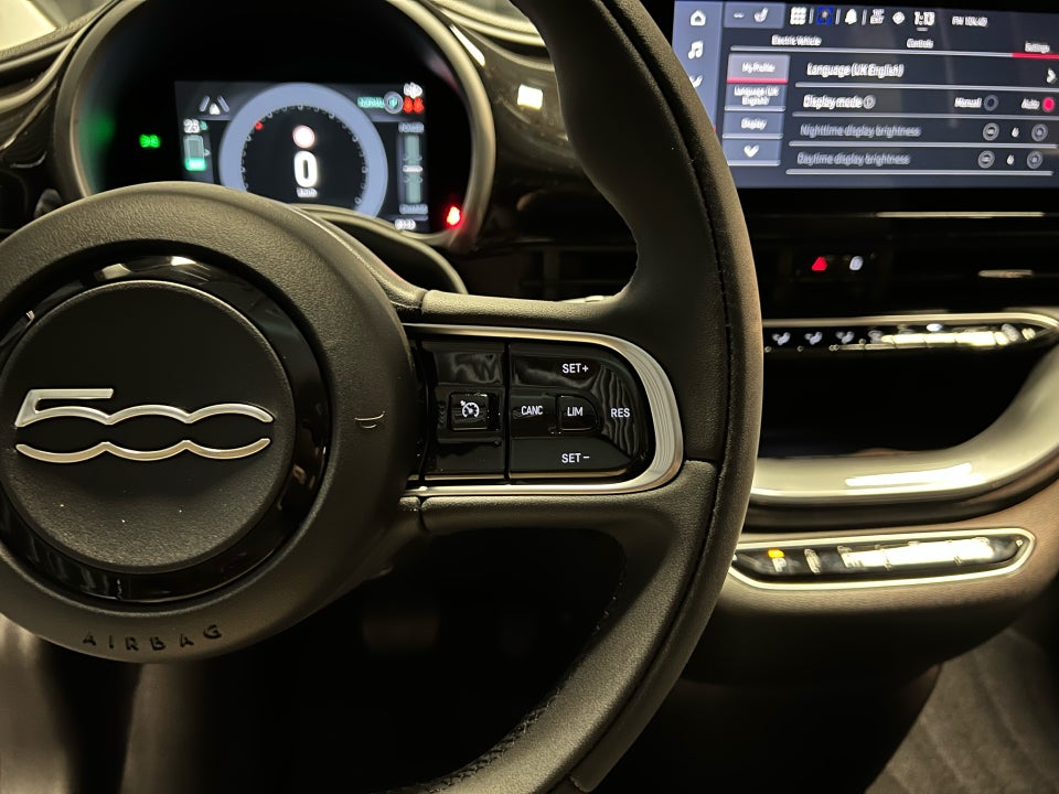 Fiat 500e 42 Icon 3d