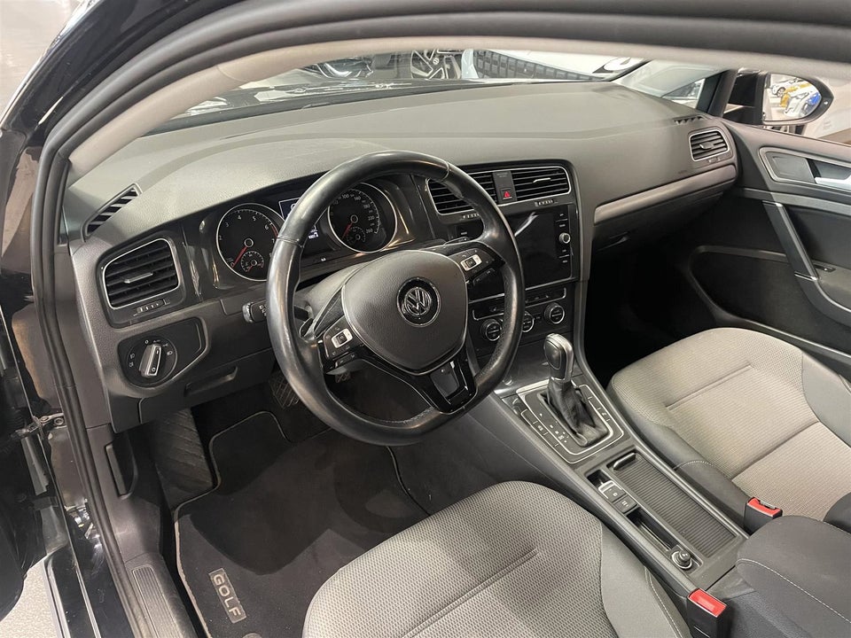 VW Golf VII 1,5 TSi 130 Comfortline Variant DSG 5d