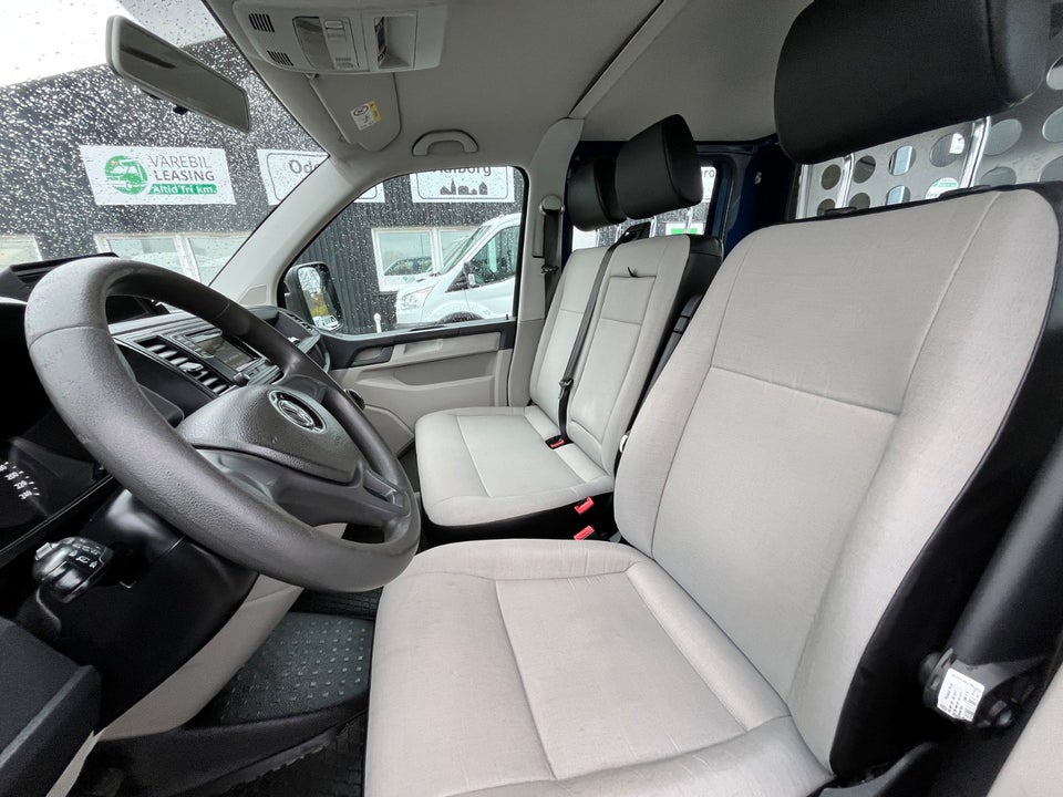 VW Transporter 2,0 TSi 150 Ladvogn lang 2d
