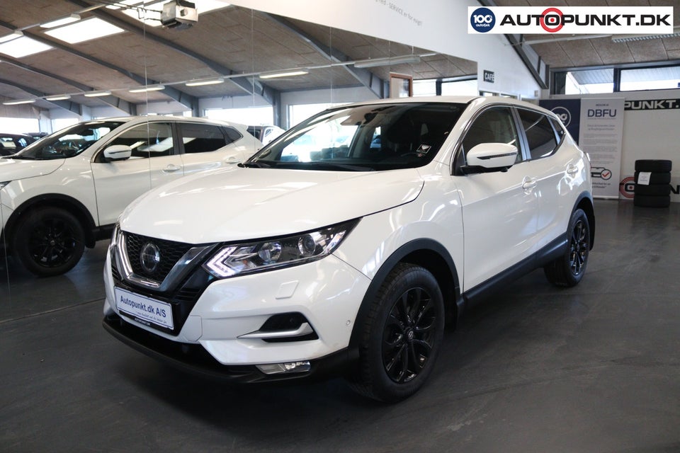 Nissan Qashqai 1,3 Dig-T 140 N-Connecta 5d