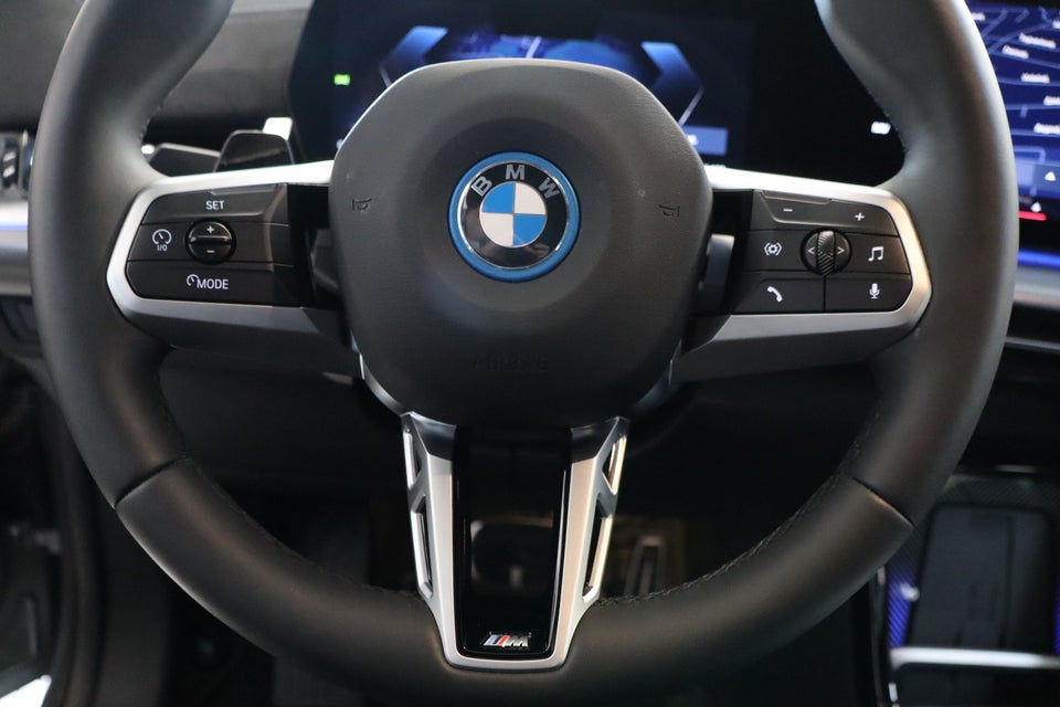 BMW iX2 eDrive20 M-Sport Premium 5d