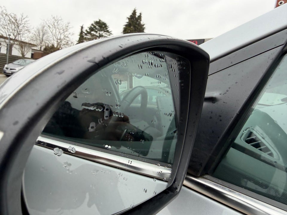 Hyundai Ioniq 40 EV Premium 5d