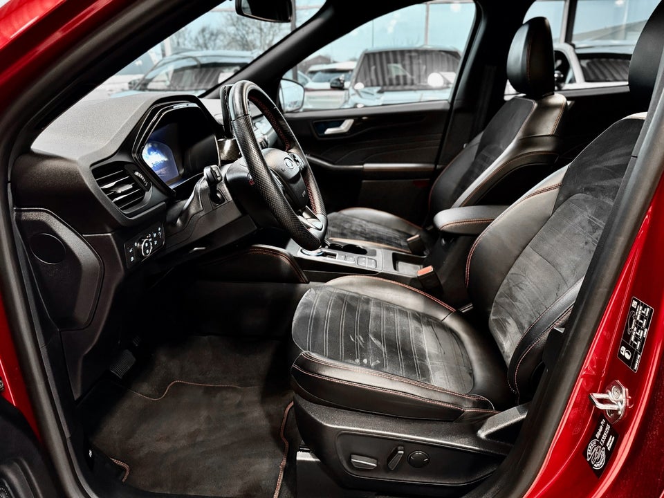 Ford Kuga 2,5 PHEV ST-Line X CVT 5d