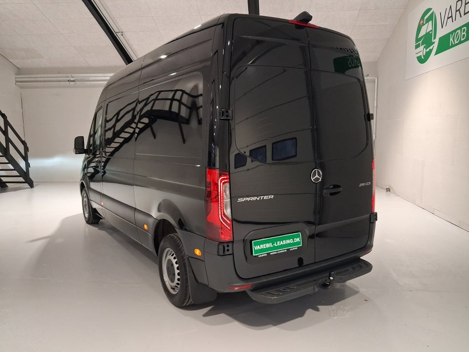 Mercedes Sprinter 215 2,0 CDi A2 Kassevogn aut. FWD