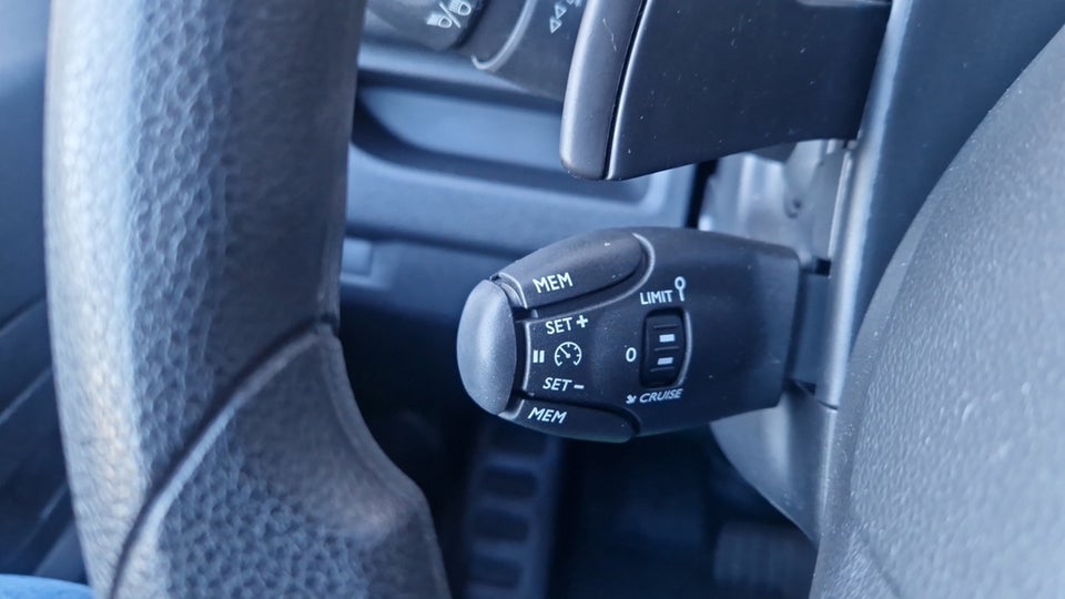 Peugeot Expert 2,0 BlueHDi 144 L2 Plus EAT8 Van