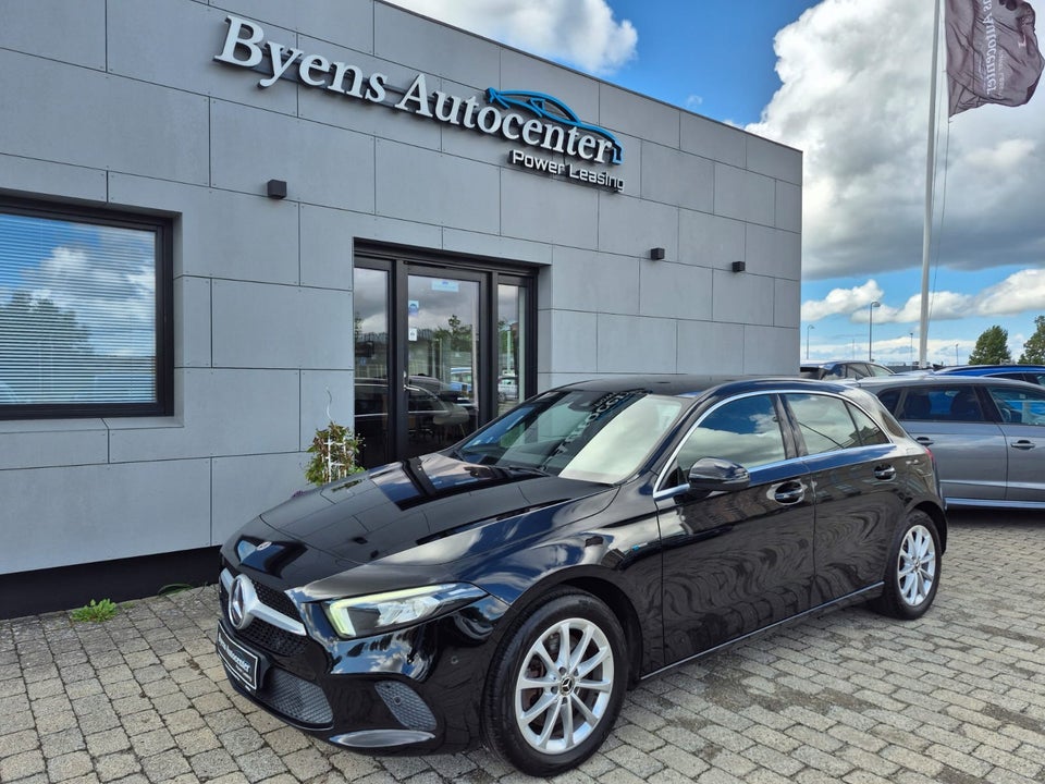 Mercedes A250 e 1,3 Progressive aut. 4d