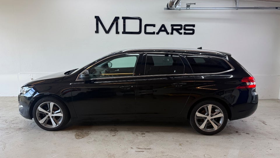 Peugeot 308 1,2 e-THP 130 Allure Sky SW 5d