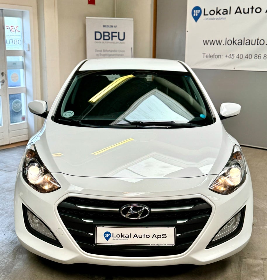 Hyundai i30 1,6 CRDi 110 Life 5d