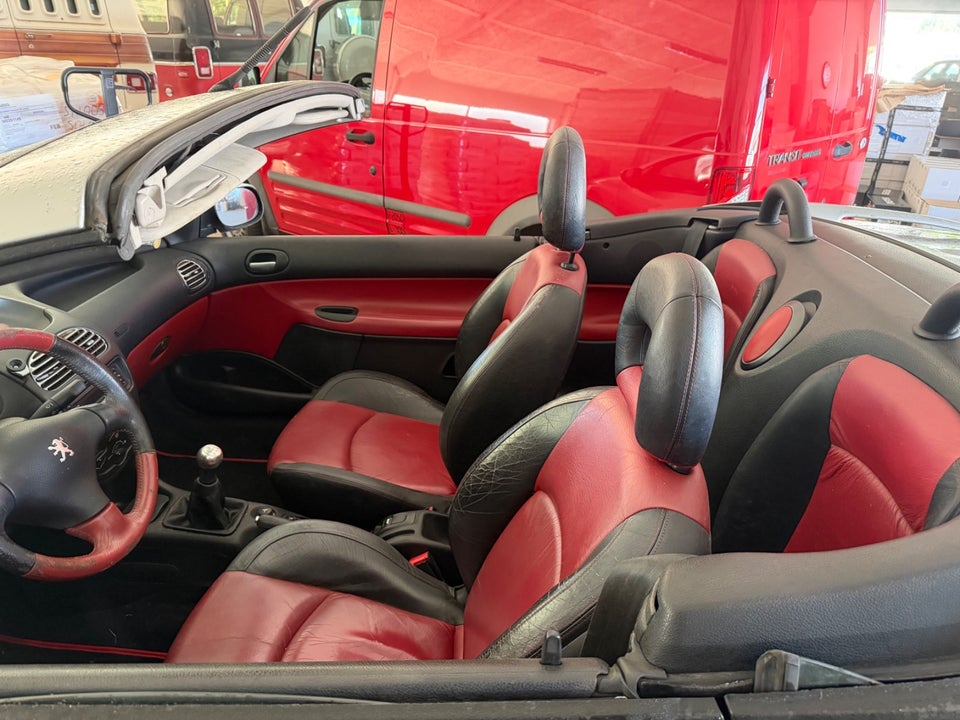 Peugeot 206 1,6 16V CC 2d
