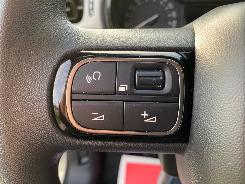 Citroën C3 1,2 PureTech 82 Live 5d