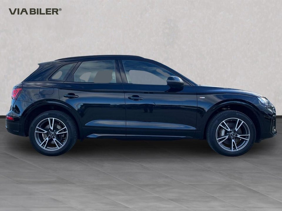 Audi Q5 50 TFSi e S-line quattro S-tr. 5d