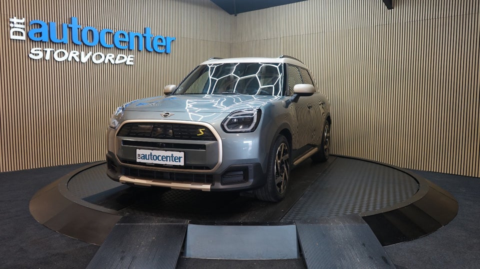 MINI Countryman SE Favoured Trim XL ALL4 5d