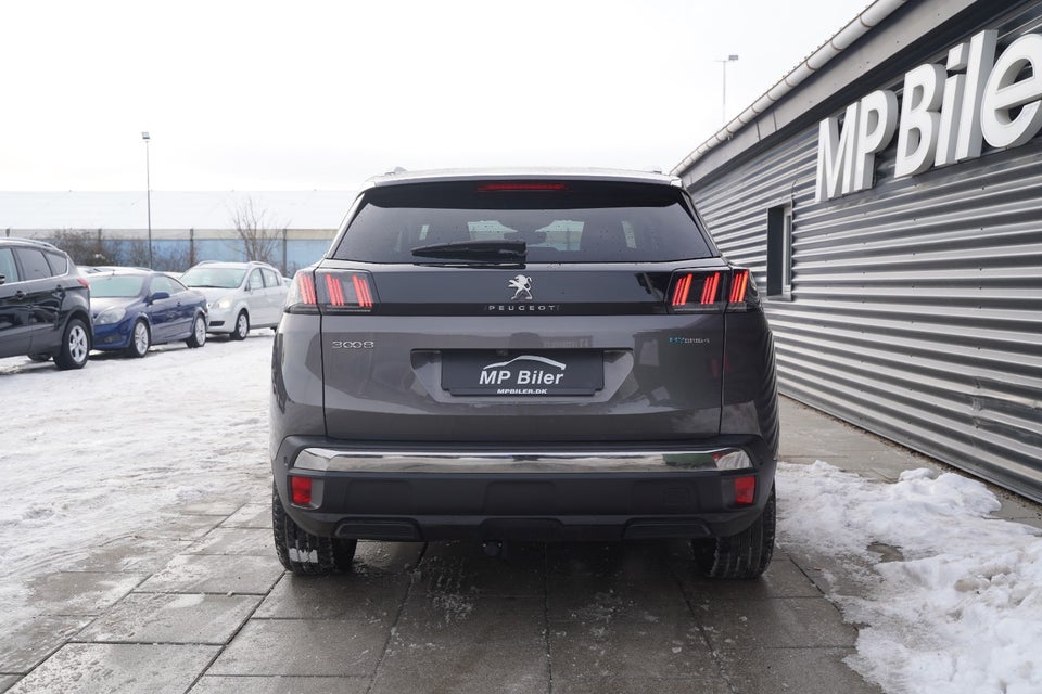Peugeot 3008 1,6 Hybrid4 Allure Pack Limited EAT8 5d