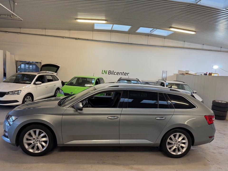 Skoda Superb 1,4 TSi iV Style Combi DSG 5d