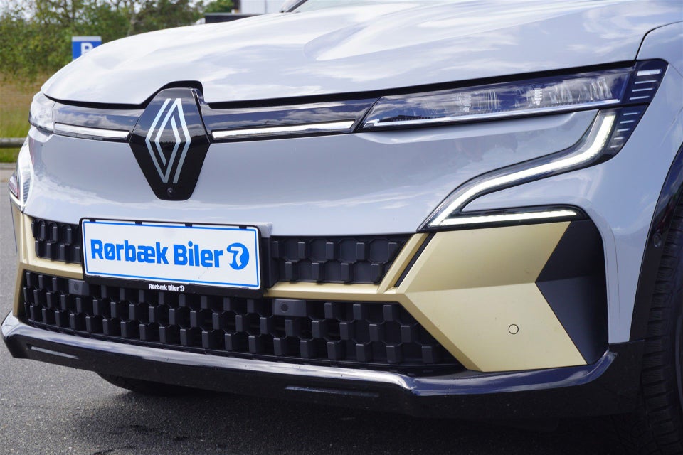 Renault Megane E-Tech 60 Iconic 5d