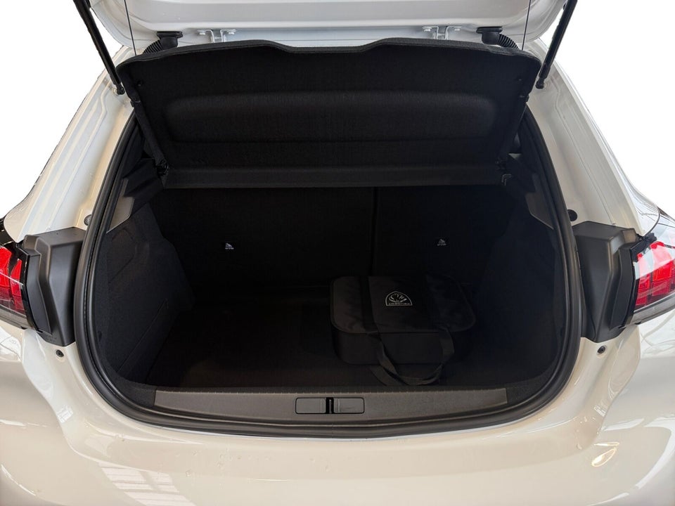 Peugeot e-208 50 Active 5d