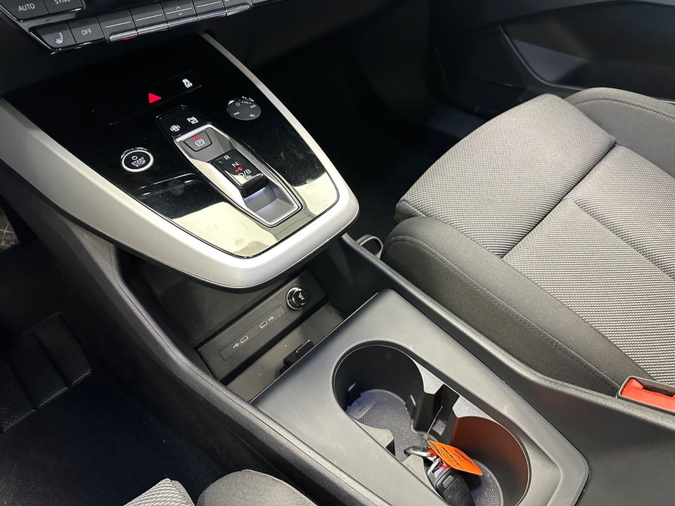 Audi Q4 e-tron 45 Progress 5d