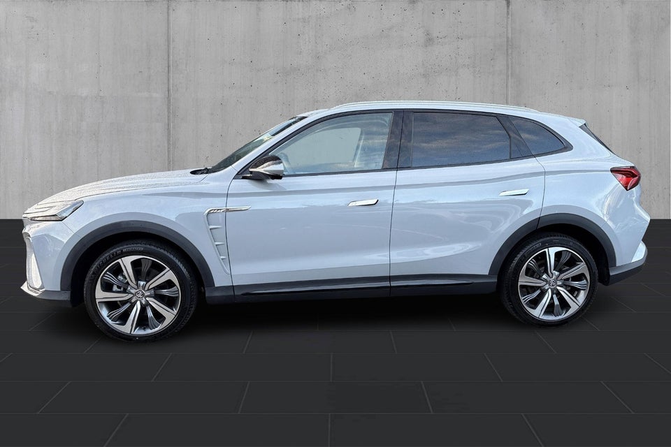 MG Marvel R Performance 5d