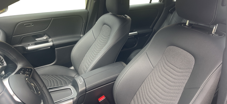 Mercedes EQA250+ Progressive Advance 5d