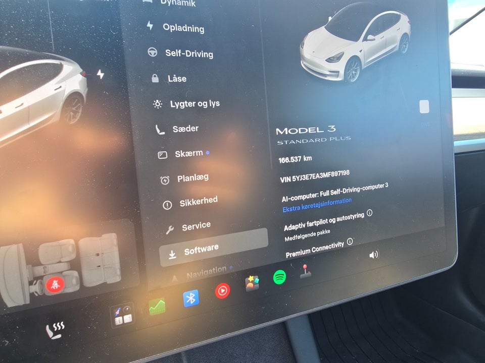 Tesla Model 3 Standard Range+ RWD 4d