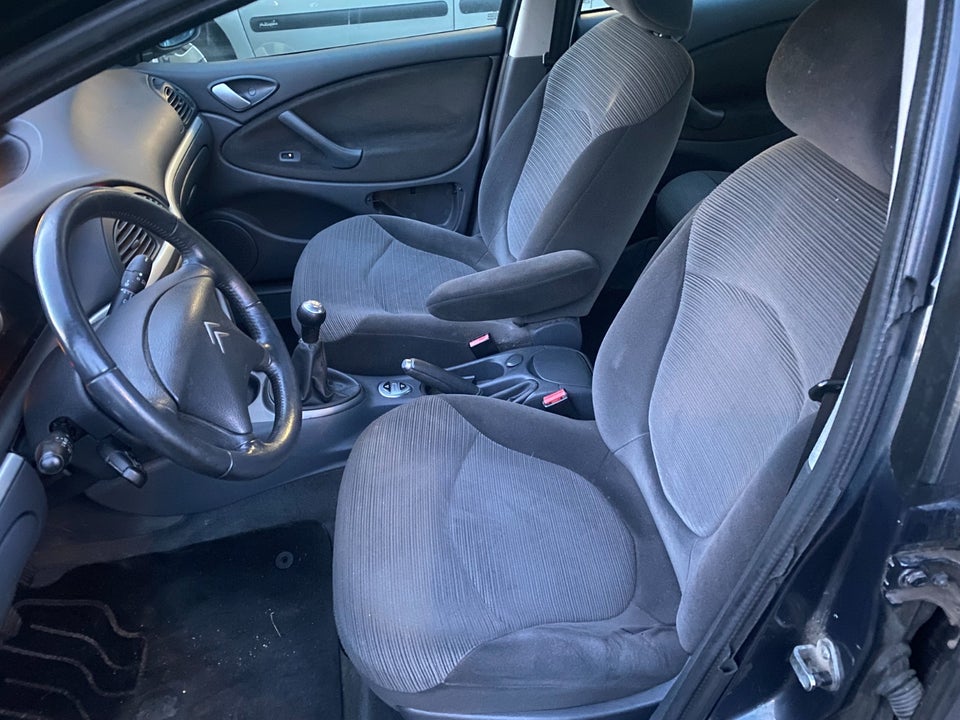Citroën C5 2,0i 16V Elegance 5d