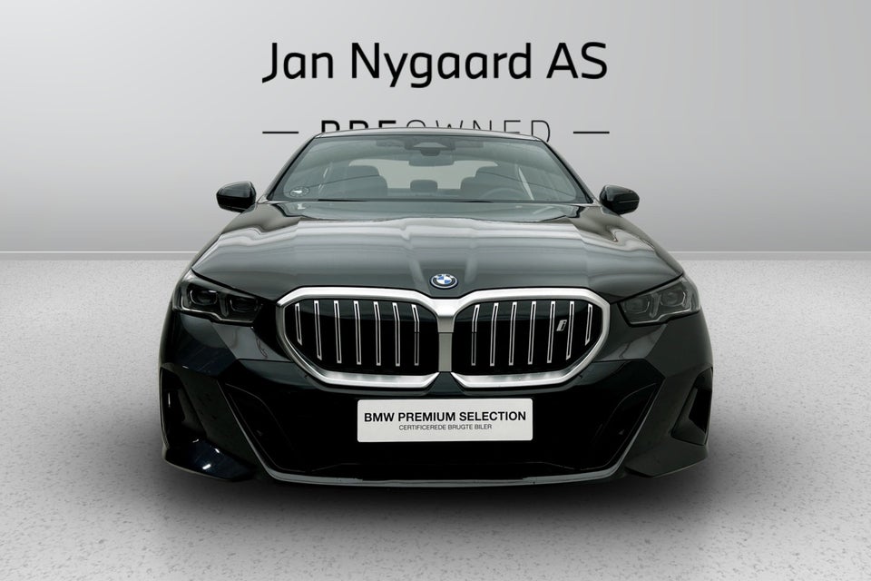 BMW i5 eDrive40 M-Sport 4d