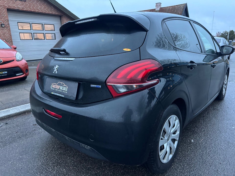 Peugeot 208 1,6 BlueHDi 100 Allure 5d