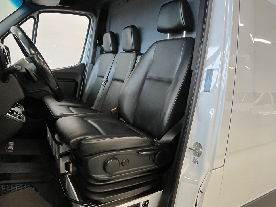 Mercedes Sprinter 317 2,0 CDi A2 Kassevogn aut. RWD