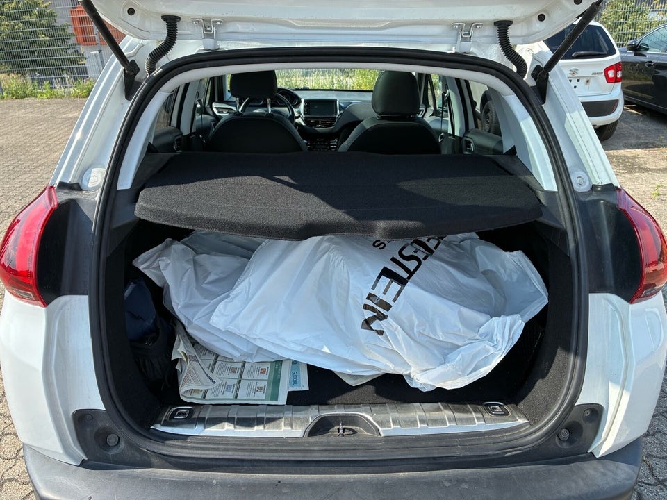 Peugeot 2008 1,2 e-THP 110 Edition+ 5d
