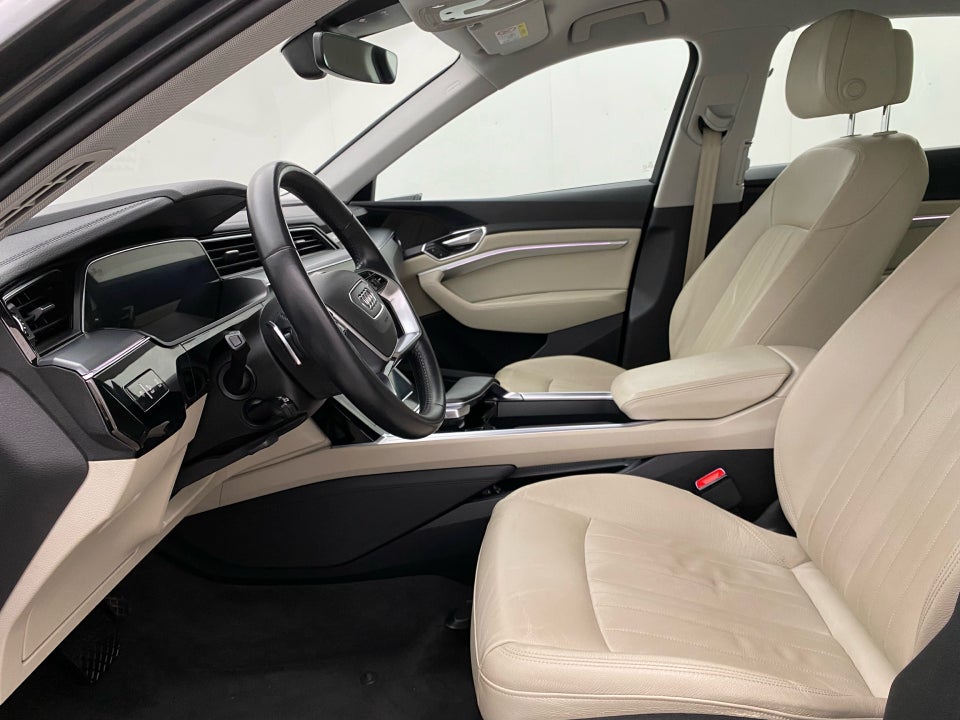 Audi e-tron 50 S-line Prestige quattro 5d