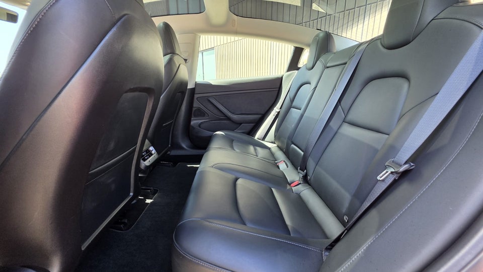 Tesla Model 3 Performance AWD 4d