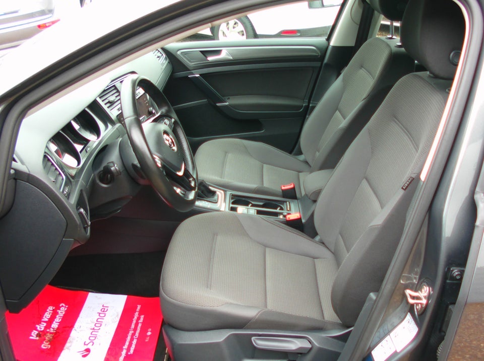 VW Golf VII 1,5 TSi 130 Comfortline Variant DSG 5d