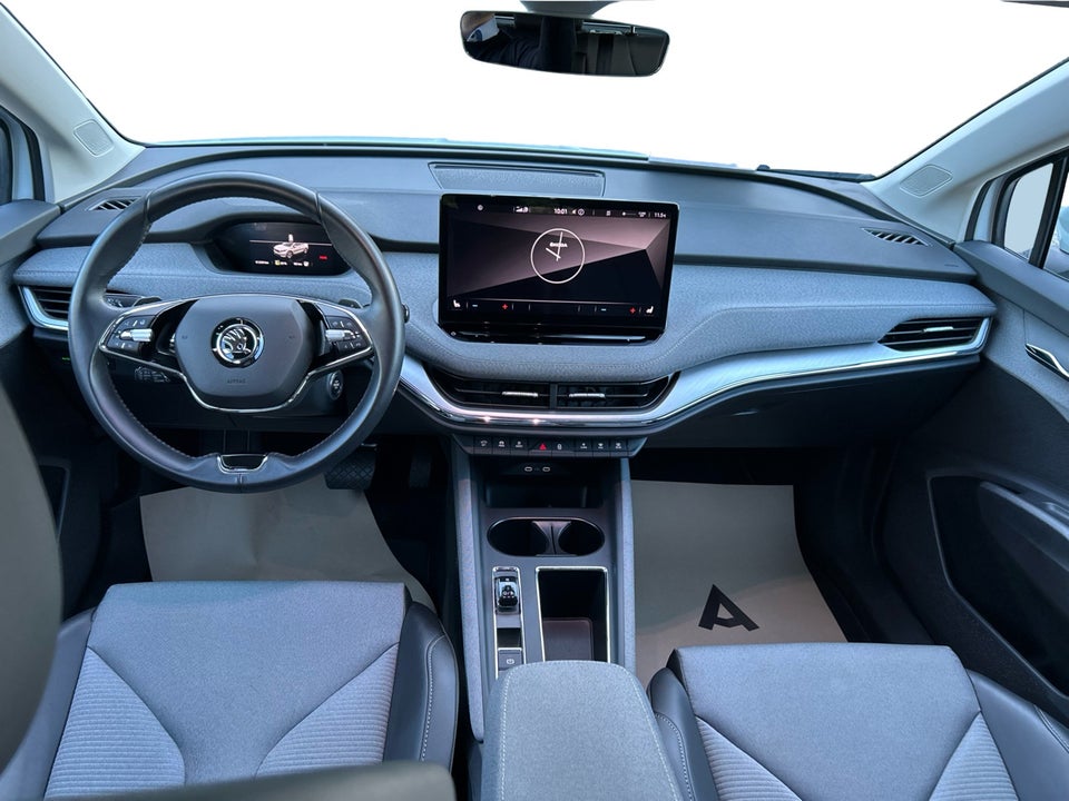 Skoda Enyaq 60 iV Loft 5d