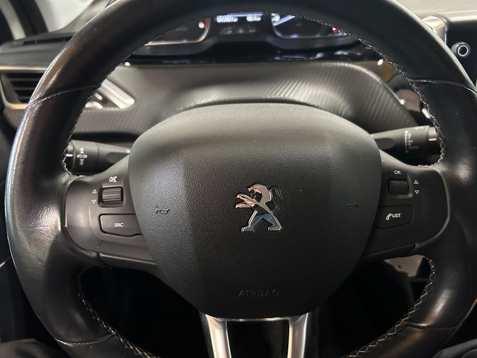 Peugeot 2008 1,6 BlueHDi 100 Allure 5d