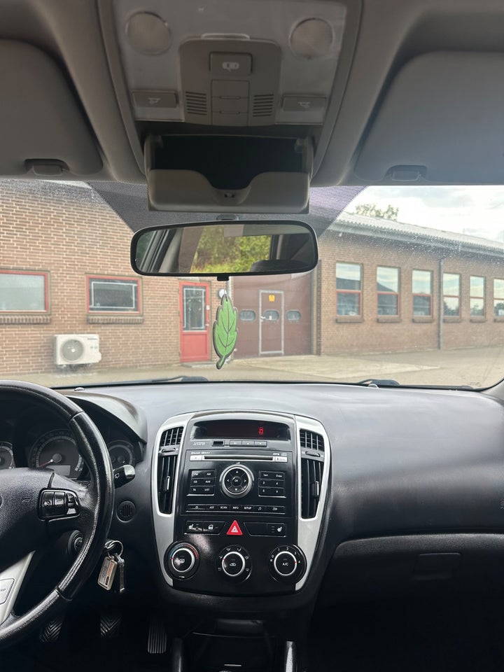 Kia Ceed 1,6 CRDi 115 Active SW 5d