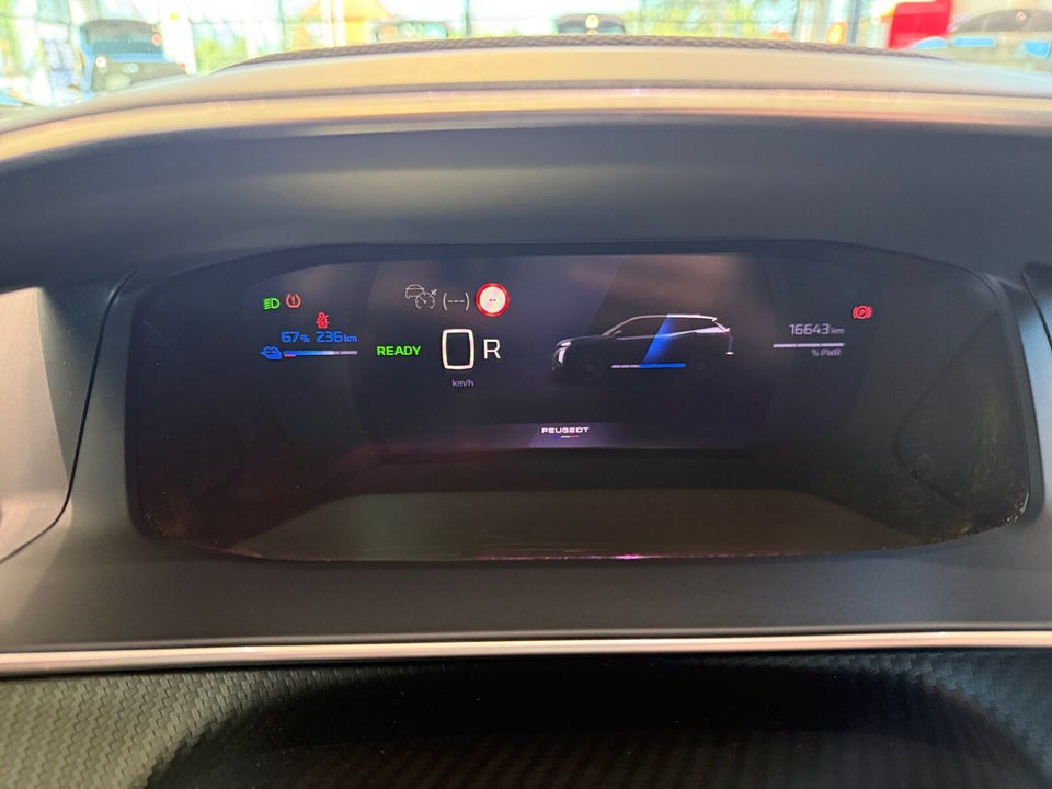 Peugeot e-2008 54 GT 5d