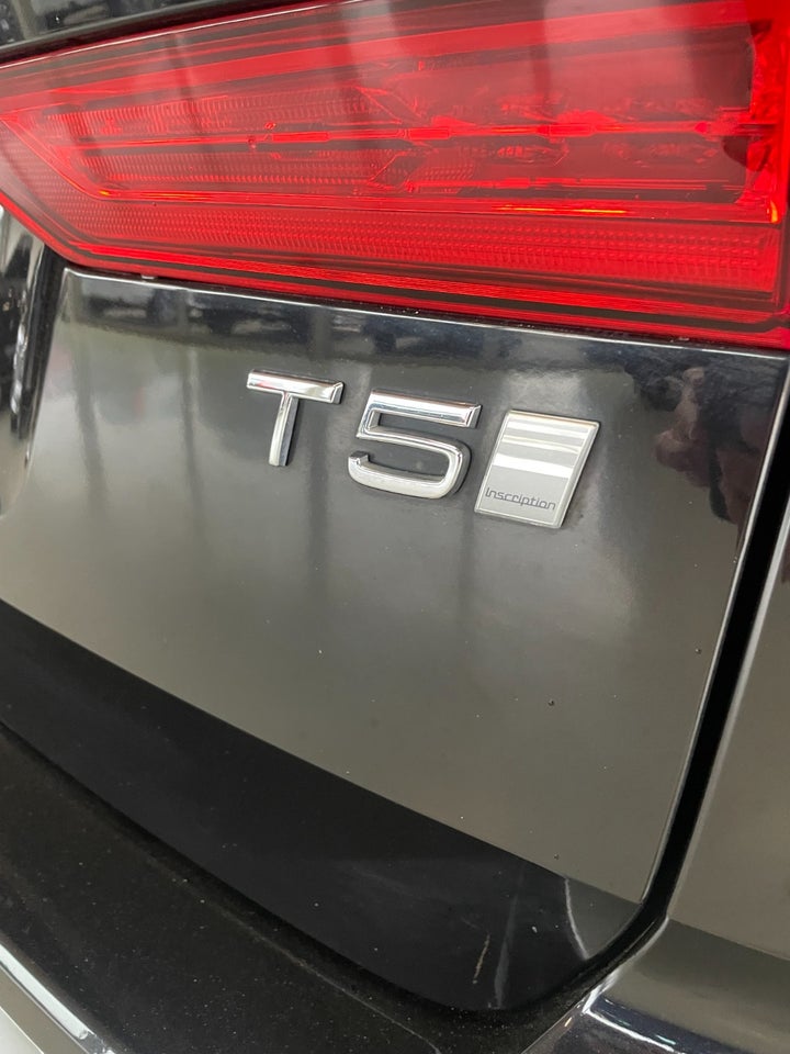 Volvo XC60 2,0 T5 250 Inscription aut. 5d