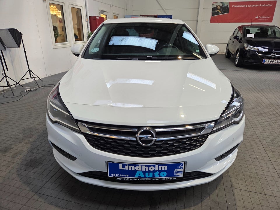 Opel Astra 1,0 T 105 Enjoy 5d