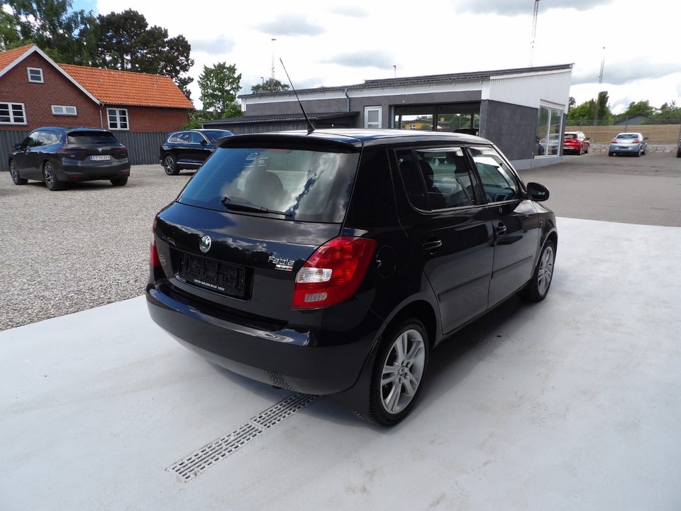 Skoda Fabia 1,6 16V Sport 5d